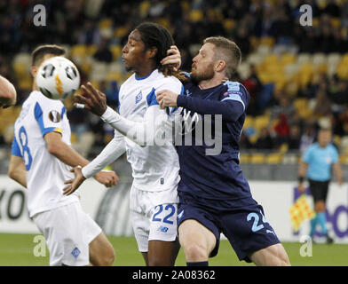 Kiev, Ukraine. 19th Sep, 2019. LASSE NIELSEN of Malmo FF (R) in action against GERSON RODRIGUES of Dynamo Kyiv (L) during the UEFA Europa League - 2019/20 season football match, at the Olimpiyskiy stadium in Kiev, Ukraine, on 19 September 2019. Credit: Serg Glovny/ZUMA Wire/Alamy Live News Stock Photo