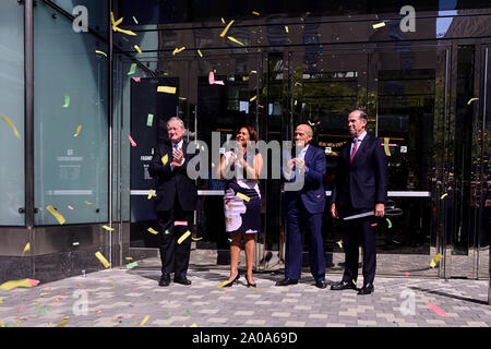 Philadelphia, United States. 19th Sep, 2019. Grand opening of Fashion District Philadelphia shopping destination, on September 19, 2019, in Philadelphia, PA. Pennsylvania Real Estate Investment Trust (PREIT) and Macerich developed the former Gallery Mall at MarketEast into a 420 million Dollar, 800,000-square-foot Center City located mall with up to 130 retail and entertainment spaces. Credit: OOgImages/Alamy Live News Stock Photo