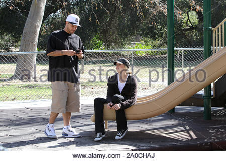 Chatsworth, CA - Part 2 - Kevin Federline and girlfriend ...