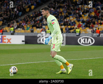 Kiev, Ukraine. 19th Sep, 2019. Goalkeeper Denys Boyko of Dynamo Kyiv in action during the 2019/2020 UEFA Europa League group stage football match day 1 game, between Swedish Malmo FF and Ukrainian FC Dynamo Kyiv, at the NSC Olimpiyskiy stadium. (Final Score: Dynamo Kyiv 1-0 Malmö FF) Credit: SOPA Images Limited/Alamy Live News Stock Photo