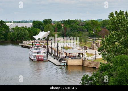 Riverfront park in downtown Montgomery Alabama with the Harriott II riverboat docked on the Alabama River. Stock Photo
