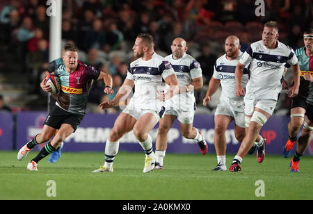 Harlequins' Charlie Mulchrone during the Premiership Rugby Cup Round 1 match at Twickenham Stoop, London. Stock Photo