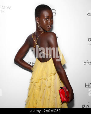 Adut Akech attends The Fashion Awards 2022 at the Royal Albert Hall in ...