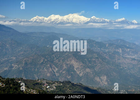 The natural beauty of the white, himalayas mountains, spectacular view on the Darjeeling, west bengal - India Stock Photo