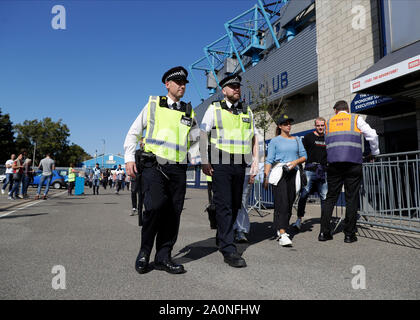 London, UK. 21st Sept 2019. English Championship Football, Millwall Football Club versus Queens Park Rangers; Police officers patrol outside The Den Stadium - Strictly Editorial Use Only. No use with unauthorized audio, video, data, fixture lists, club/league logos or 'live' services. Online in-match use limited to 120 images, no video emulation. No use in betting, games or single club/league/player publications Credit: Action Plus Sports Images/Alamy Live News Credit: Action Plus Sports Images/Alamy Live News Credit: Action Plus Sports Images/Alamy Live News Credit: Action Plus Sports Images  Stock Photo