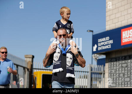 London, UK. 21st Sept 2019. English Championship Football, Millwall Football Club versus Queens Park Rangers; Pair of Millwall fans arriving at The Den Stadium before kick off - Strictly Editorial Use Only. No use with unauthorized audio, video, data, fixture lists, club/league logos or 'live' services. Online in-match use limited to 120 images, no video emulation. No use in betting, games or single club/league/player publications Credit: Action Plus Sports Images/Alamy Live News Credit: Action Plus Sports Images/Alamy Live News Credit: Action Plus Sports Images/Alamy Live News Credit: Action  Stock Photo