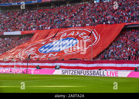 Munich, Germany. 21st Sep, 2019. Fans choreography FC BAYERN MUNICH - 1.FC KÖLN 4-0 - DFL REGULATIONS PROHIBIT ANY USE OF PHOTOGRAPHS as IMAGE SEQUENCES and/or QUASI-VIDEO - 1.German Soccer League, Munich, September 21, 2019 Season 2019/2020, matchday 05, FCB, München, Cologne Credit: Peter Schatz/Alamy Live News Stock Photo