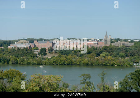Washington, DC, USA. 21st Sep, 2019. 20190921 - Georgetown University in Washington, DC, is seen from across the Potomac River from Rosslyn, Virginia. Credit: Chuck Myers/ZUMA Wire/Alamy Live News Stock Photo