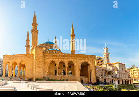 Mohammad Al-Amin Mosque and Saint Georges Maronite cathedral in the center of Beirut, Lebanon Stock Photo