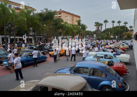 Classic car meeting in Torremolinos. (XXIV Concentración amigos de los clásicos). Málaga, Spain. Stock Photo