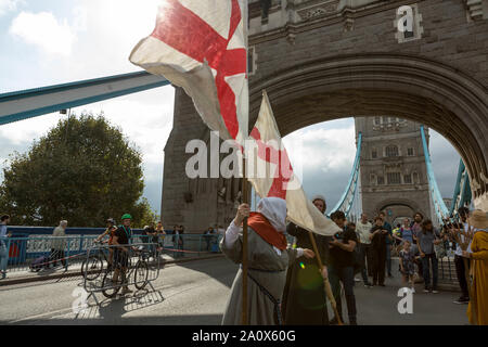 London, UK. 22nd Sept, 2019. Scenes around Tower Bridge on London car free day, with over 20KM of traffic free roads in Central London and various events and play streets for everyone to enjoy. Credit: Penelope Barritt/Alamy Live News Stock Photo