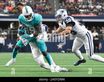 Arlington, Texas, USA. 5th Nov, 2018. Dallas Cowboys safety Jeff Heath (38)  prior to the NFL football game between the Tennessee Titans and the Dallas  Cowboys at AT&T Stadium in Arlington, Texas.