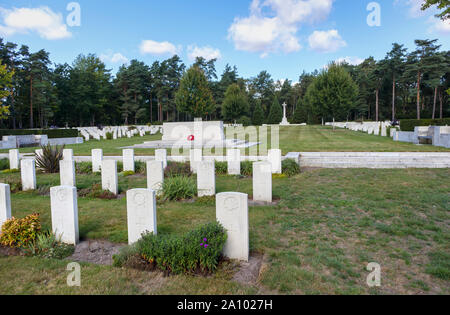 Gravestones in the Canadian Section of the Military Cemetery at Brookwood Cemetery, Pirbright, Woking, Surrey, southeast England, UK Stock Photo