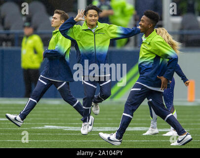 Seattle, USA. 22nd Sep, 2019. Seahawks Dance Team members perform before their game against the New Orleans Saints at CenturyLink Field on Sunday, September 22, 2019 in Seattle, Washington. New Orleans Saints beat the Seattle Seahawks 33-27. Photo by Jim Bryant/UPI Credit: UPI/Alamy Live News Stock Photo