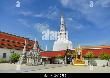 Nakhon Si Thammarat, Thailand - August 10, 2019: Wat Phra Mahathat Woramahawihan is the main Buddhist temple (wat) of Nakhon Si Thammarat Province in Stock Photo