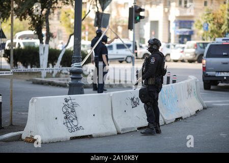 Bucharest, Romania - September 22, 2019: Agent from the counter-terrorism Brigade of the Romanian Intelligence Service takes part at a terrorism exerc Stock Photo