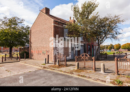 Derelict and boarded up houses in central Middlesbrough,England,UK Stock Photo