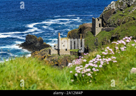 Crowns Mine at Botallack ex-tin mine in Cornwall, England United Kingdom near Land's End PHOTO TAKEN FROM PUBLIC FOOTPATH Stock Photo