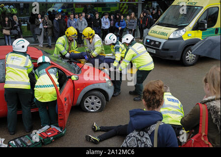 'Dying 2 Drive' road safety event involving emergency services. Herefordshire & Ludlow College. Members of police, fire brigade & ambulance service demonstrate their response to a fatal road traffic accident. Stock Photo