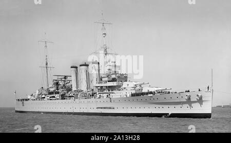 HMAS Australia (D84) cruising the sea, October 1937. Stock Photo