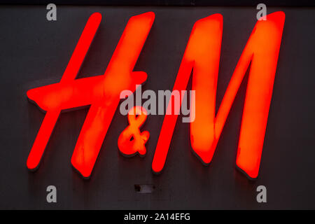 hennes & mauritz ab