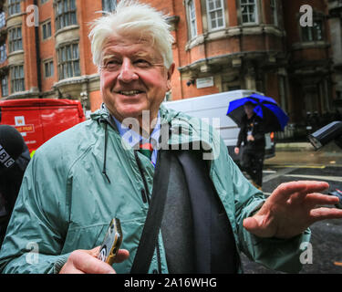 Westminster, London, UK, 24th Sep 2019. Stanley Johnson, father of Prime Minister Boris Johnson. Politicians and commentators from all parties are in high demand around Millbank Studios, College Green and the court building to comment on today's judgement. Credit: Imageplotter/Alamy Live News Stock Photo