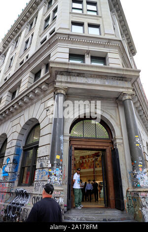 Supreme new york store all