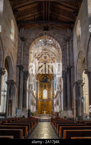 Interior of the Cathedral-Basilica of Cefalu, Sicily, Italy Stock Photo