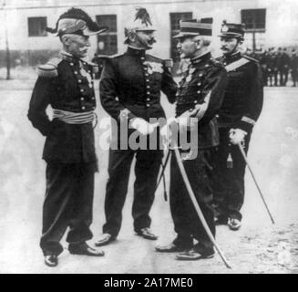 Captain Alfred Dreyfus with three French military officers, all in uniform, circa 1906 - 1916 Stock Photo