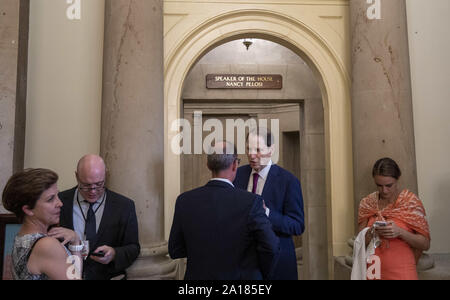 Washington, District of Columbia, USA. 24th Sep, 2019. WASHINGTON, DC: United States Senator Ron Wyden (Democrat of Oregon) talks with members of the media, as they wait for Speaker of the US House of Representatives Nancy Pelosi (Democrat of California) to attend a meeting with the House Democratic caucus after talking the possible impeachment of US President Donald J. Trump on Capitol Hill on September 24, 2019. Credit: Tasos Katopodis/CNP Credit: Tasos Katopodis/CNP/ZUMA Wire/Alamy Live News Stock Photo