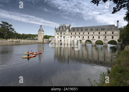 Europe France Chenonceaux : 2019-07  The castle of Chenonceau is a structure spanning the River Cher, near the small village of Chenonceaux in the Ind Stock Photo