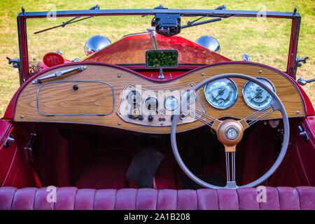 Dashboard view of a 1953 MG 1250 cc British made sports car shown at a classic and vintage car show in Belbroughton, UK. Stock Photo