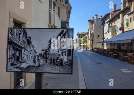 Grado, historische Altstadt, Via Gradenigo - Grado, Historic Center, Via Gradenigo Stock Photo