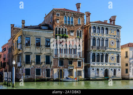 Venedig, Paläste am Canal Grande; Von links nach rechts Palazzo