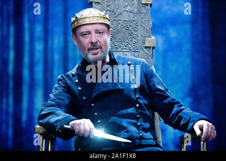 Chichester Festival Theatre, UK. 26th Sep, 2019. John Simm, performs as Macbeth during a photo-call for Chichester Festival Theatre's production of William Shakespeare's 'MacBeth', directed by Paul Miller, at the Chichester Festival Theatre, Chichester, UK, Thursday September 26, 2019. Photograph Credit: Luke MacGregor/Alamy Live News Stock Photo