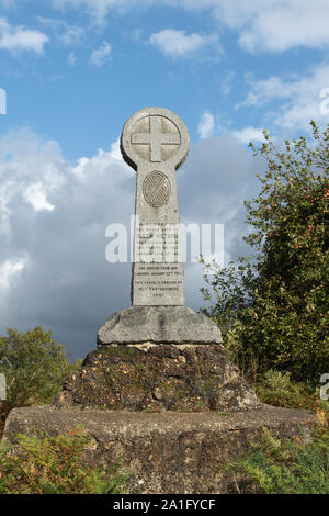 Queen Victoria monument on Chobham Common, a memorial cross commemorating the monarch's visit to review her troops in 1853, Surrey, UK Stock Photo