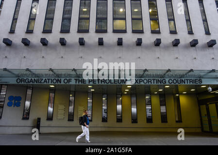 September 26, 2019, Vienna, Austria: A woman walks by the entrance of the Organization of the Petroleum Exporting Countries (OPEC) headquarters. (Credit Image: © Omar Marques/SOPA Images via ZUMA Wire) Stock Photo