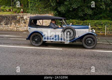 A 1927 MG 14/40 Tourer stopped  at a traffic light. Stock Photo