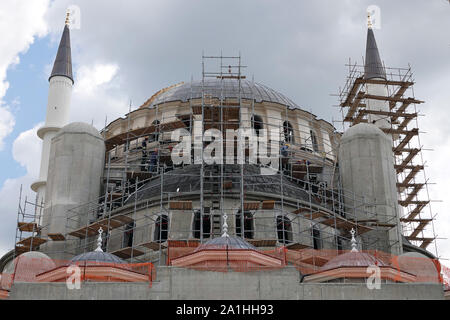 Simferopol, Russia. 25th July, 2019. Construction site of the Great Friday Mosque on the outskirts of the Crimean capital. The largest mosque in Eastern Europe is to be built there. The church will have 24 domes. Crimean Tatars make up the majority of the Muslim community on the peninsula. Sanctions and high prices, but also major projects and hope: five years after the annexation of the Crimea, Russia is expanding its power on the Black Sea peninsula. (to dpa-story: 'Russian' life in Crimea) Credit: Ulf Mauder/dpa/Alamy Live News Stock Photo