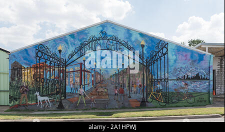 Mural in the Bishop Arts District of Dallas, Texas. The district, which likes to call itself Dallas's Most Independent Neighborhood, is home to more than 60 Independent boutiques as well as restaurants, bars, coffee shops, theatres and art galleries Stock Photo