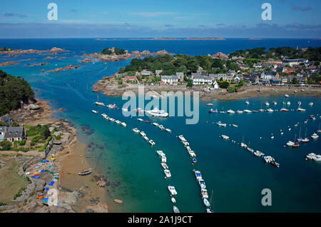 Ploumanac'h (Brittany, north-western France): aerial view of boats lying at anchor in the harbour Stock Photo