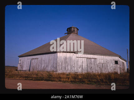 Octagonal barn, South Higuera Street, San Luis Obispo, California Stock Photo