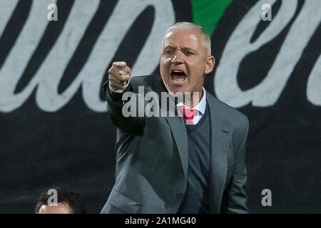 Nijmegen, Netherlands. 27th Sep, 2019. NIJMEGEN, Stadium De Goffert, 27-09-2019, season 2019/2020, Dutch Keuken Kampioen Divisie. final result 3-3, GA Eagles coach Jack de Gier during the match NEC - Go Ahead Eagles Credit: Pro Shots/Alamy Live News Stock Photo