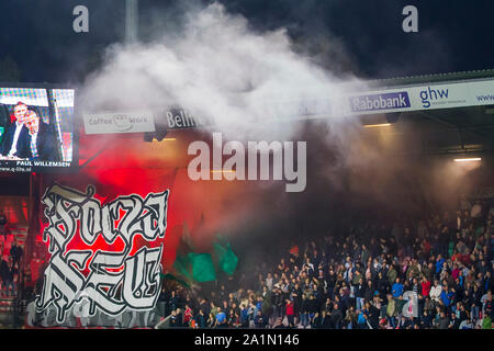 Nijmegen, Netherlands. 27th Sep, 2019. NIJMEGEN, Stadium De Goffert, 27-09-2019, season 2019/2020, Dutch Keuken Kampioen Divisie. final result 3-3, fans NEC fireworks pyro during the match NEC - Go Ahead Eagles Credit: Pro Shots/Alamy Live News Stock Photo