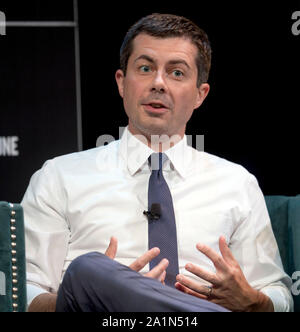 Austin, Texas, USA. 27th Sep, 2019. PETE BUTTIGIEG participates in a ...