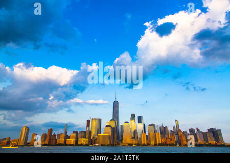 Lower Manhattan panorama and Hudson River taken from Yersey City during sunset, New York City Stock Photo