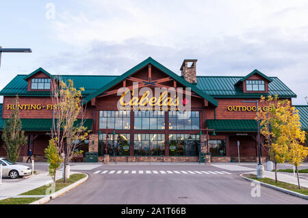 The Cabela's Calgary store in the Deerfoot Trail shopping center, an store  for hunting, fishing and outdoor activities, Calgary, Alberta, Canada Stock  Photo - Alamy