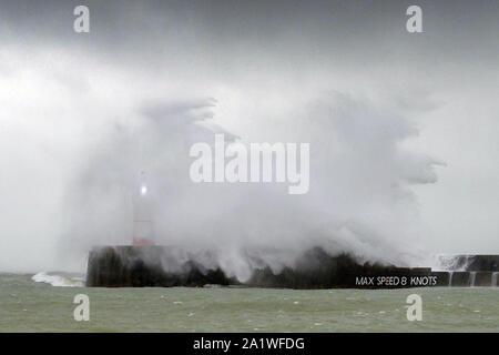 Newhaven, East Sussex, UK. 29th September 2019. Strong winds bring large waves to Newhaven Harbour, East Sussex, ahead of more unsettled weather this week. © Peter Cripps/Alamy Live News Stock Photo
