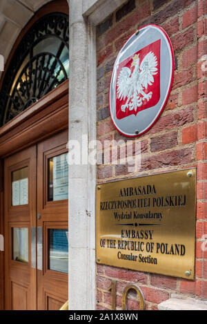 Polish Embassy London - the Polish Embassy Consular, Cultural Institute & Economic Sections in Bouverie Street off Fleet Street in Central London. Stock Photo