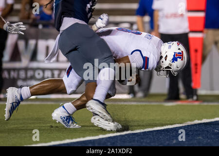 Overtime. 28th Sep, 2019. Louisiana Tech Bulldogs quarterback J'Mar Smith (8) scores the winning touchdown during the overtime period of an NCAA football game between the Louisiana Tech Bulldogs and the Rice Owls at Rice Stadium in Houston, TX. Louisiana Tech won the game 23 to 20 in overtime.Trask Smith/CSM/Alamy Live News Stock Photo